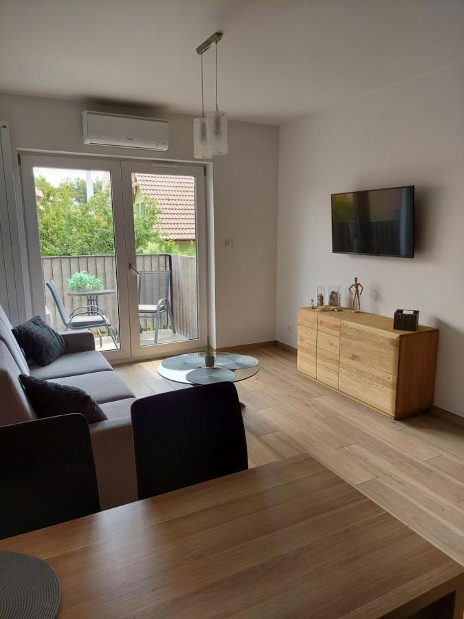 Apartament Nad Zalewem Dziwnowek Bagian luar foto